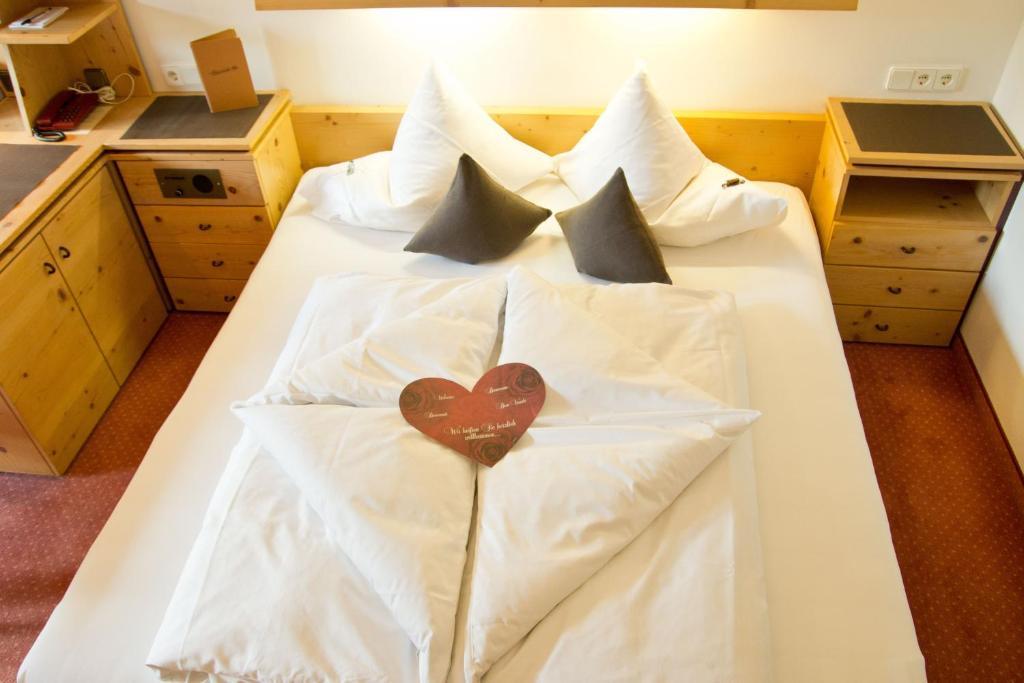Hotel Garni Hainbacherhof Сьолден Стая снимка