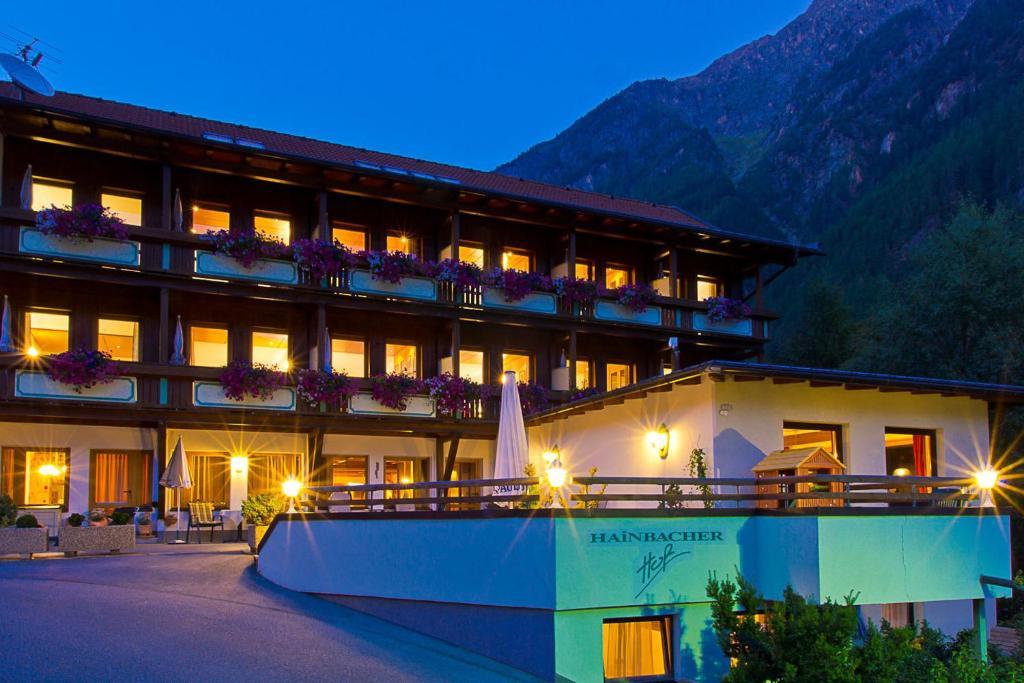 Hotel Garni Hainbacherhof Сьолден Екстериор снимка