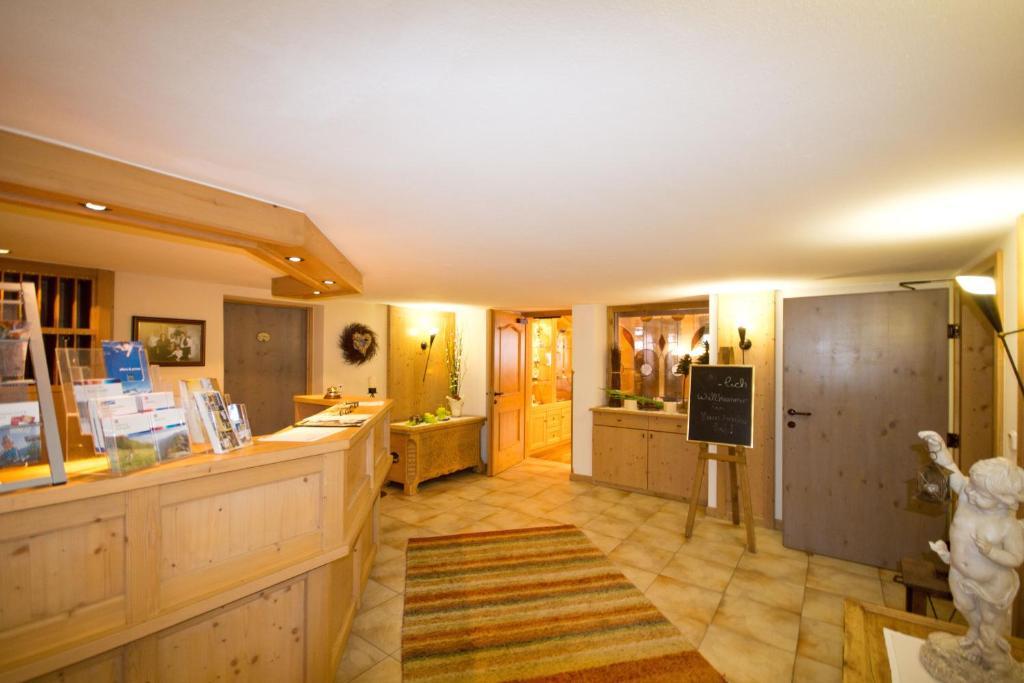 Hotel Garni Hainbacherhof Сьолден Екстериор снимка