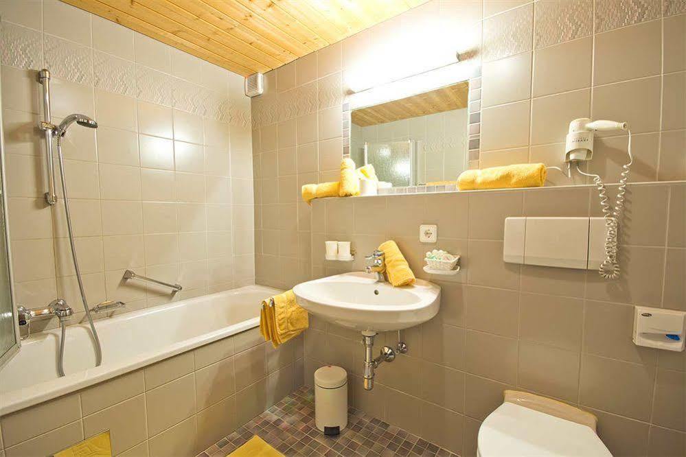 Hotel Garni Hainbacherhof Сьолден Екстериор снимка
