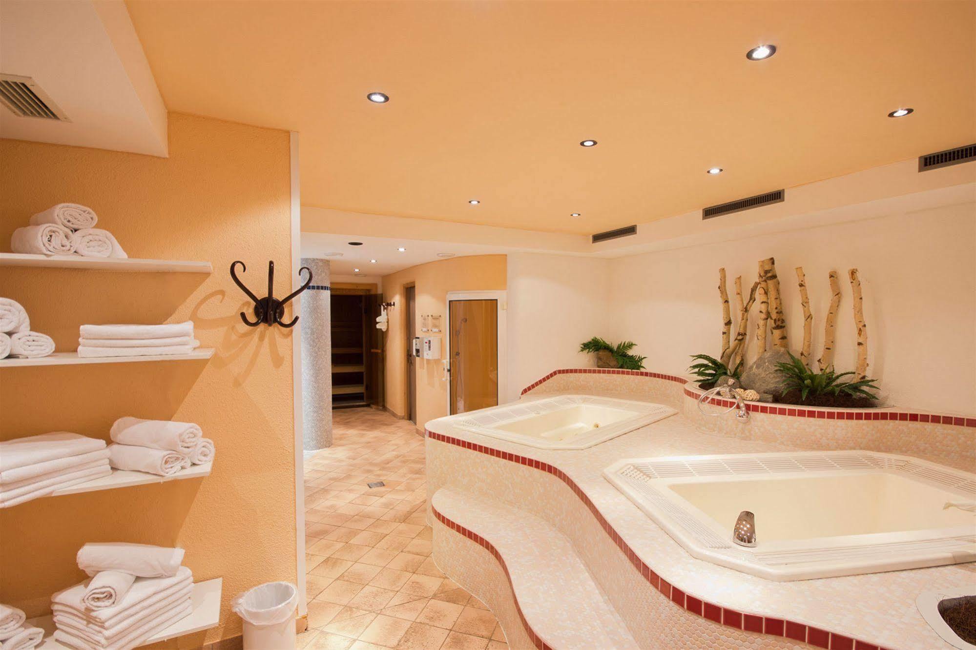 Hotel Garni Hainbacherhof Сьолден Екстериор снимка